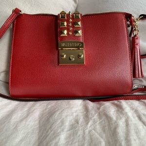 Valentino crossbody. Excellent condition!